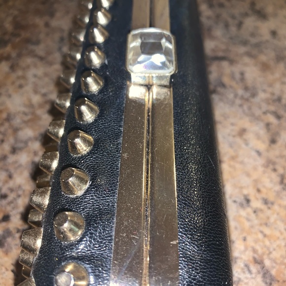 Studded - Picture 4 of 4